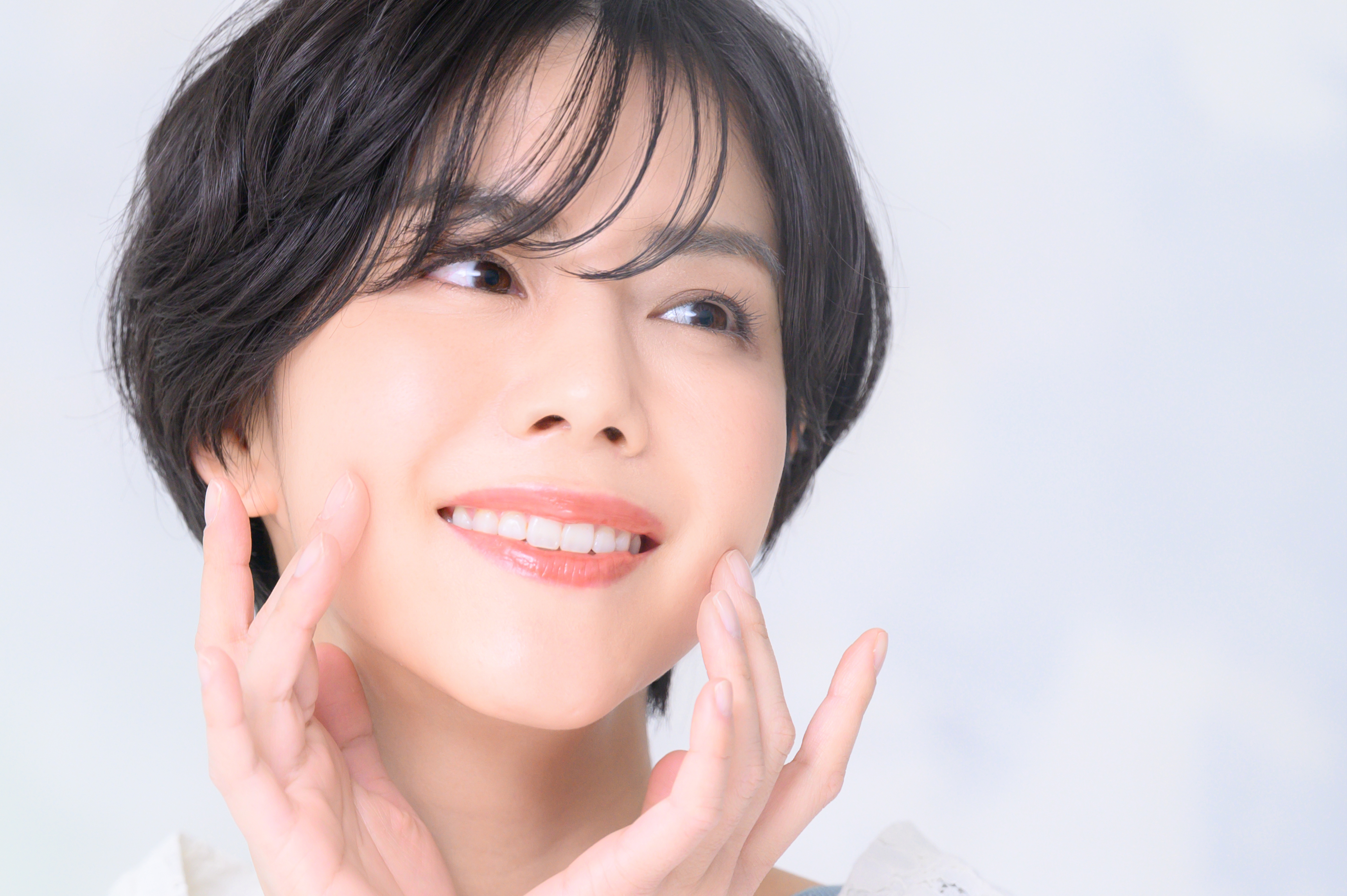 女性